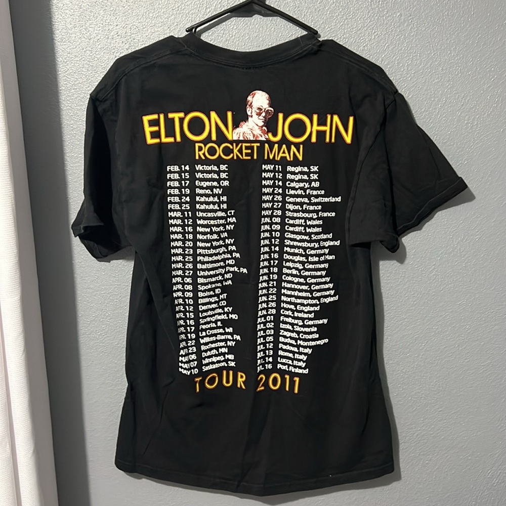 Elton John 2011 tour tshirt - Picture 4 of 4
